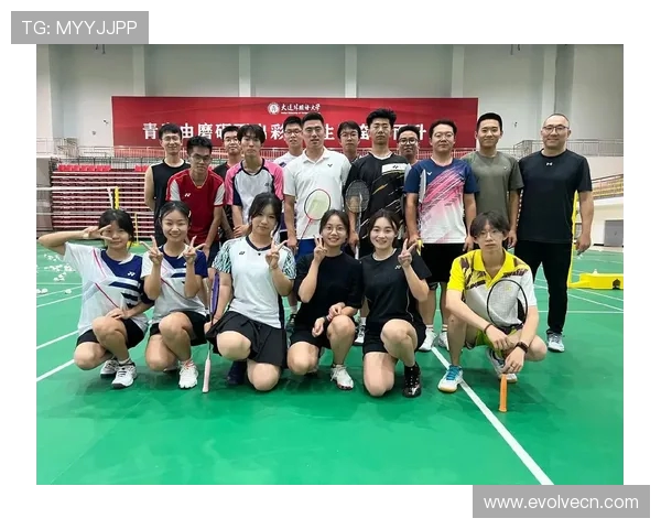 广州羽毛球队与重庆羽毛球队赛后复盘意识分析与战术探讨 广州羽毛球队与重庆羽毛球队赛后复盘意识分析与战术探讨