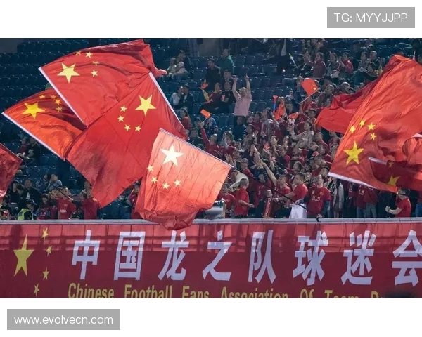 中国足球队在友谊赛中以七比二战胜老挝队展现强大实力