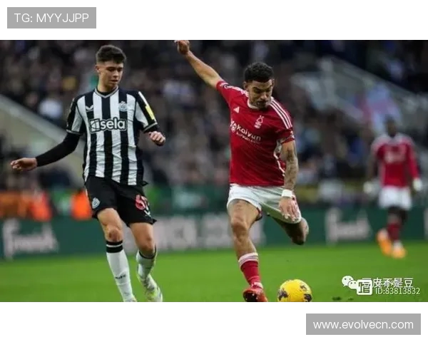 亚斯与费古伦斯的巅峰对决谁将赢得这场精彩较量的胜利 亚斯与费古伦斯的巅峰对决谁将赢得这场精彩较量的胜利