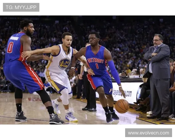 勇士对阵活塞精彩比赛免费直播全程回放与分析分享