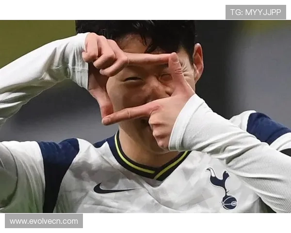 孙兴O的传奇之路：从青涩少年到足坛巨星的成长历程与辉煌成就