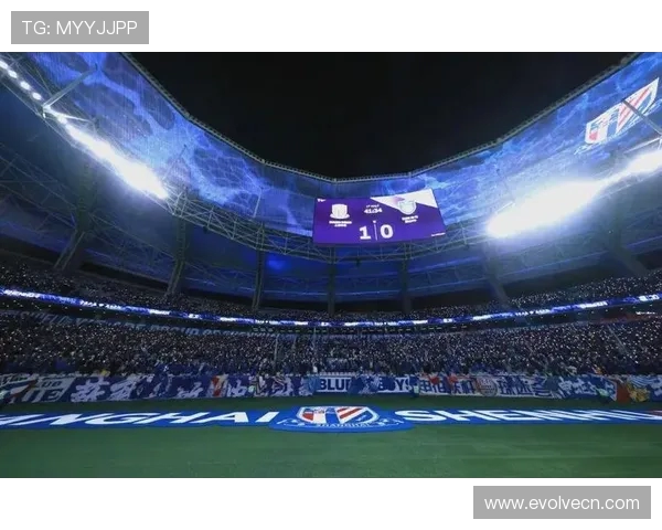 尉山现代迎战上海申花力争主场胜利展现球队实力与斗志